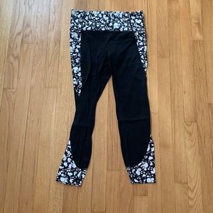 ATHLETA POWER VITA leggings size M